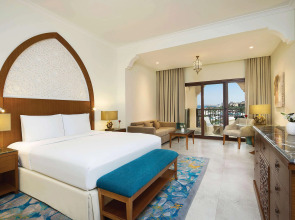 DoubleTree by Hilton Resort & Spa Marjan Island