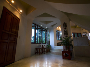 Monkey Flower Villas