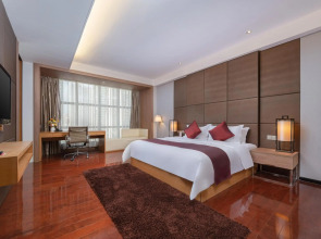 Ramada Plaza Shenzhen North