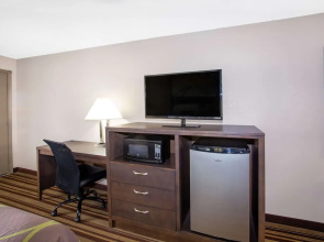 Super 8 by Wyndham Springdale AR