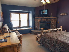 Lazy R Cottages: 18
