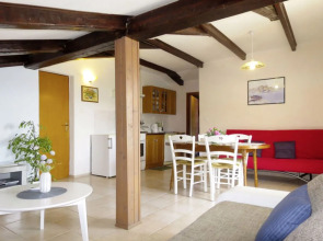 Apartment Lukeni Vinjerac 32818