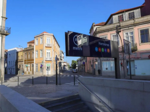 Vibrant Porto Apartments - Heroismo's Metro