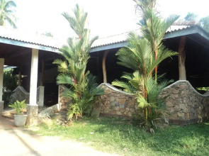 Royal Green Garden Hotel
