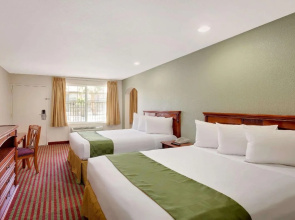 Travelodge by Wyndham El Centro