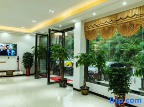Yixia Resident Homestay, Enshi Grand Canyon