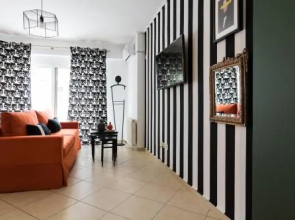 Three-Bedroom Apartment with Acropolis view