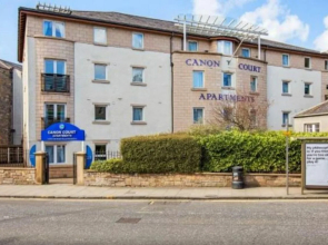 Canon Court Apart Hotel.