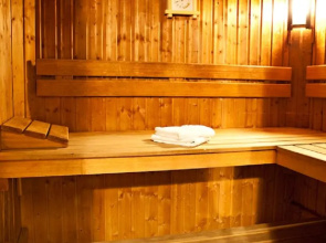 Hotel Athena