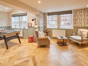 Host Stay Sherlock Cottage