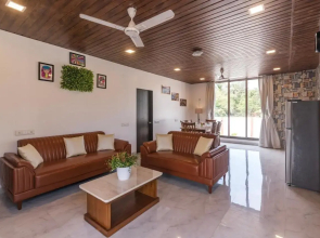 SaffronStays Casa Belleza, Kihim