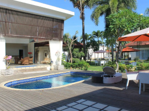 Bali Breezz Hotel