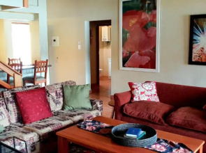 Lake Naverone Holiday Cottages