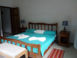 Lavigne self Catering