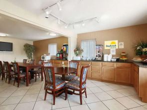 Days Inn Bowling Green