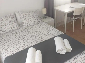 C&BLOLA - Habitacion independiente con baño privado y aire acondicionado - Minimo 3 dias