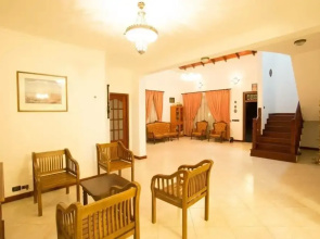Kings Court Residency