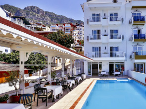 Отель Linda Beach