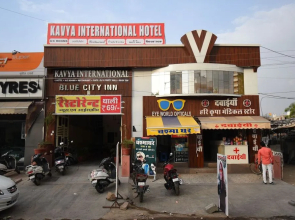 Oyo 38412 Kavya International