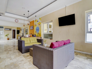 OYO 90140 Nginep Yuuk Guest House