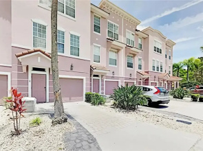 Beautiful Family Townhome, Near The Parks - 8000-104
