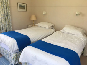 Kingfisher Beach House