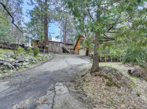 9 Mi to Bass Lake: Cabin w/ Fire Pit in Wishon!