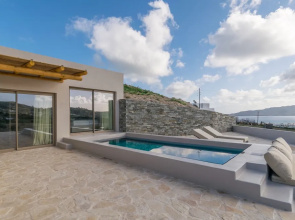 Solus Suites
