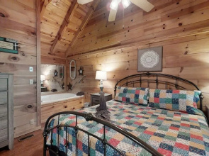 Bean Pot 1 Bedroom Cabin by RedAwning