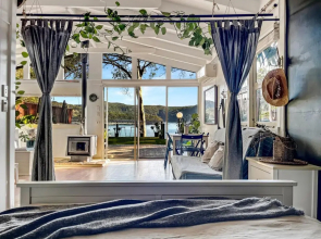 Island Paradise - Private Waterfront Retreat