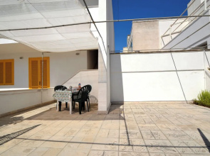 Air-conditioned Yoko Holiday Home for 5 Guests