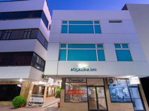 Aqualina Inn
