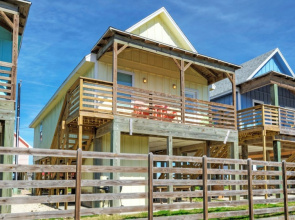 Shared Waterfront Pool and Boat Dock, Balcony w/ View Yellowfin by Avantstay