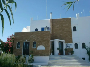 Fikas Hotel