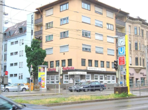 Stuttgart Mitte 2ZW in bester City-Lage am Berliner Platz