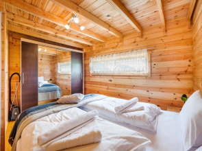 HOSTEL Hotelik MONA