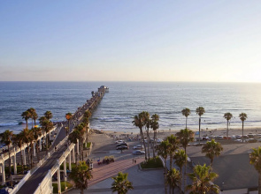Club Wyndham Oceanside Pier