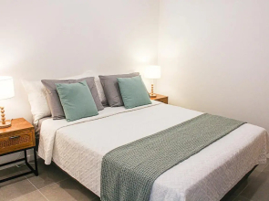 Blue Vista - 1 Bedroom Condo in Nettle Bay