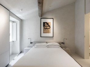 Hotel Scenario