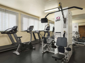 Howard Johnson by Wyndham Abu Dhabi