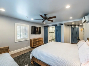 Resort Plaza 5000 2 Bedroom Condo