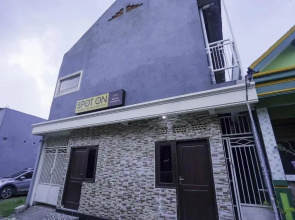 Spot on 2219 Madina Residence