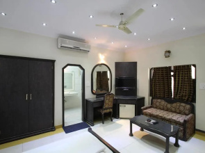Hotel Naveen Deluxe