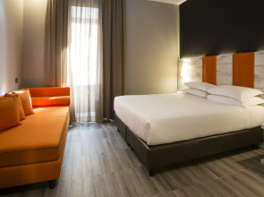 Отель The Guardian