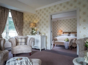 Kilkenny River Court