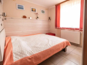 Holiday Home Razglednik