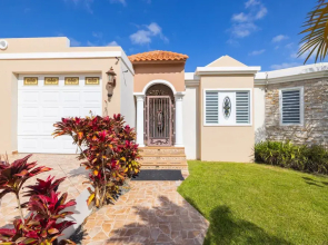 Big vacational house in Isabela