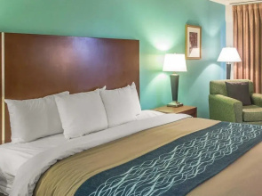 Days Inn By Wyndham Austintown