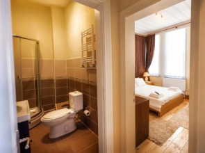 Educa Suites Balat