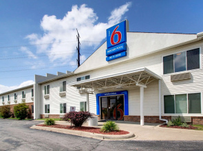 Motel 6 Altoona, IA - Des Moines East